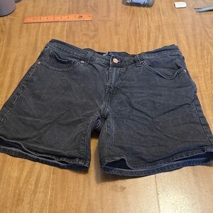 GAP Women's Black Jean Shorts size 12